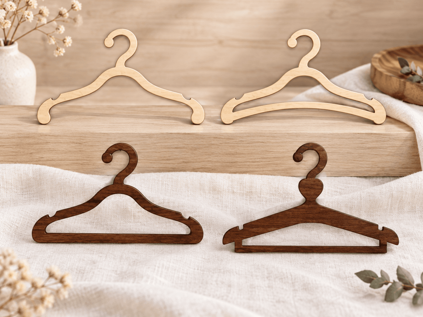 Perchas y complementos de madera personalizados