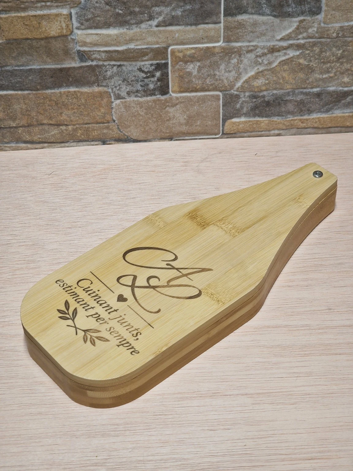 Set plegable de formatges amb ganivets personalitzat per a boda · MariArT Natural — foto 3