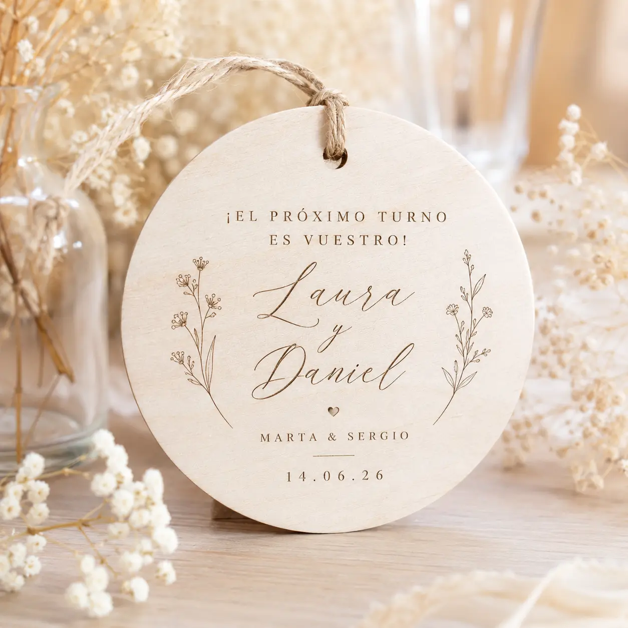 Recuerdo Redondo para los Siguientes personalizado para boda hecho a mano por MariArT Natural